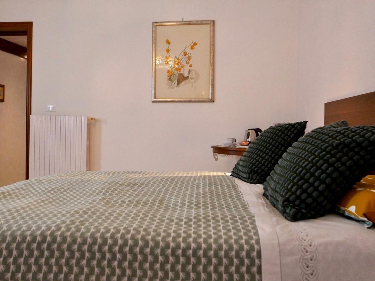 Hotel 47, Vittorio Veneto à Locorotondo Extérieur photo