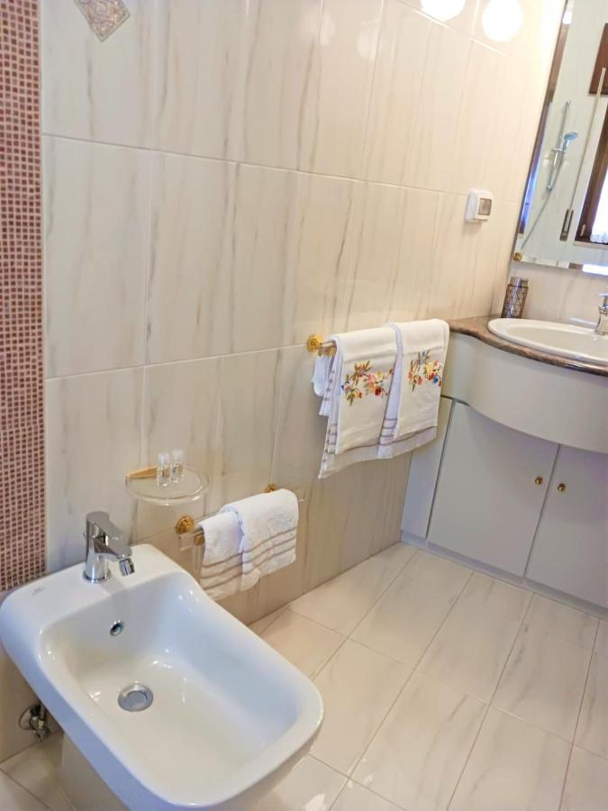 Hotel 47, Vittorio Veneto à Locorotondo Extérieur photo